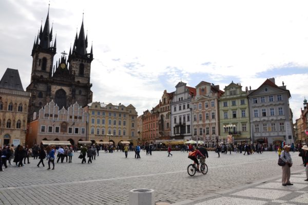 place-clocher-prague-organisation-voyage-coach-travel